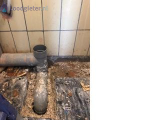 Loodgieter Aansluiten afvoer toilet toilet afvoer