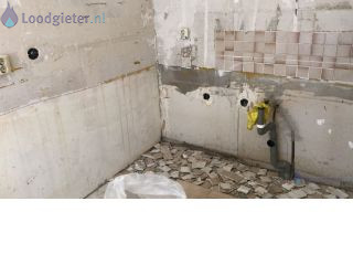 Loodgieter CV ketel verplaatsen Waterleiding en afvoer 3 meter verleggen